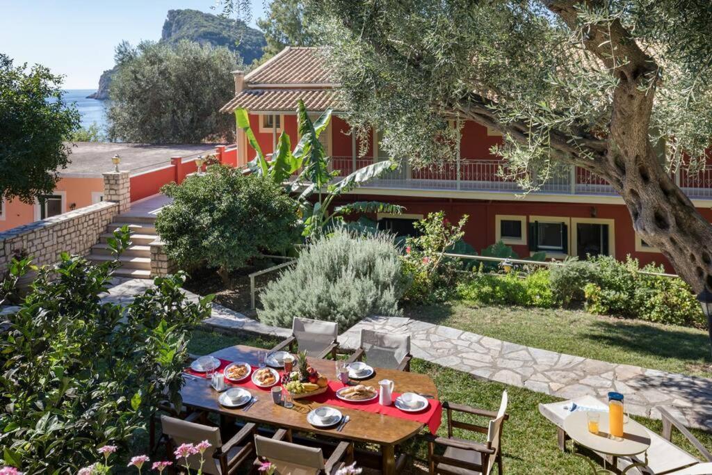 Villa Anthoussa In Palaiokastritsa Bagian luar foto